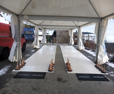 mehr Eisstockbahnen - Plattenbahnen